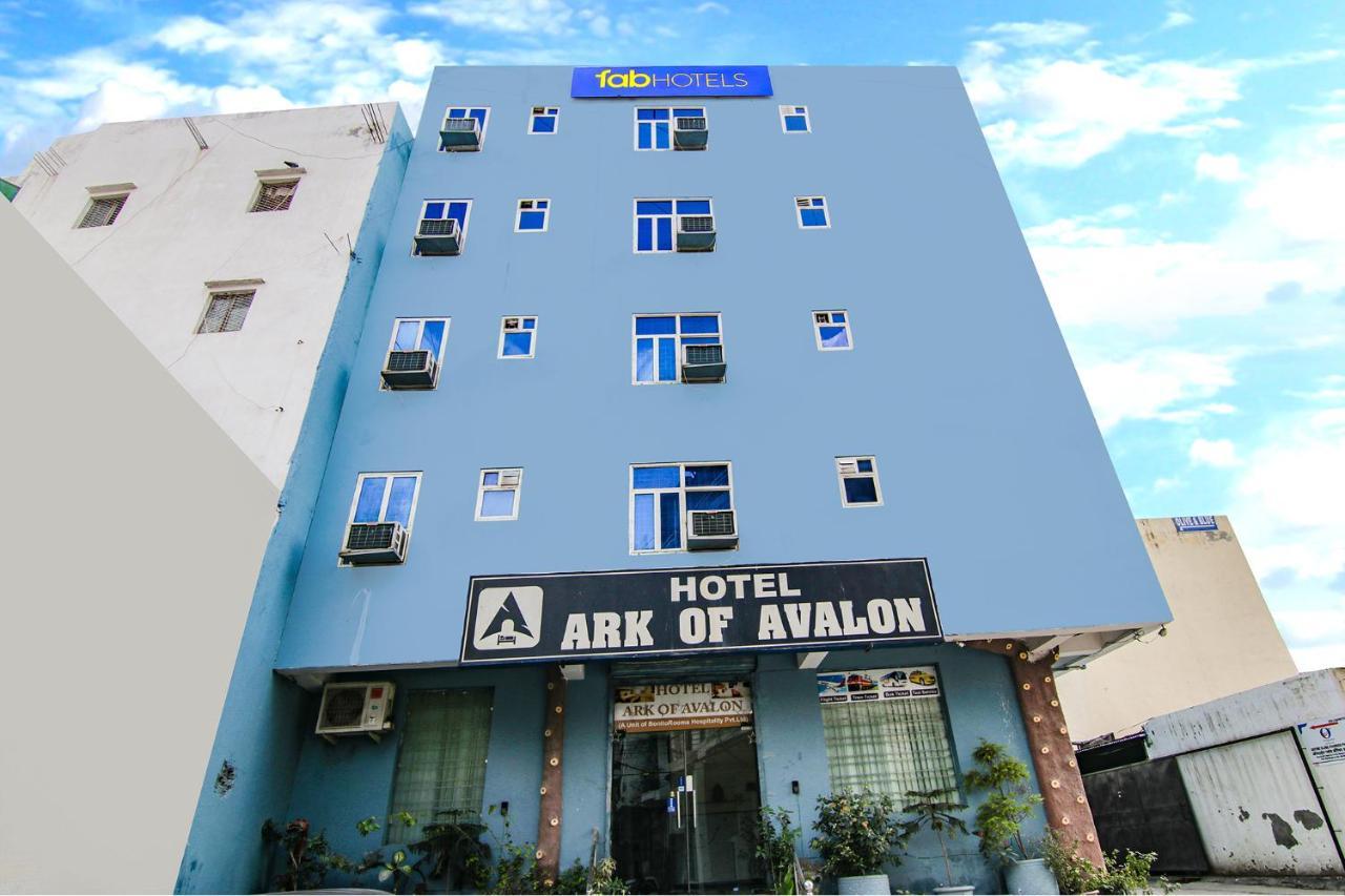 Fabhotel Airport Avalon Near Igi Airport نيودلهي المظهر الخارجي الصورة